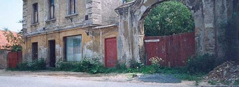 Tvrz Libenice