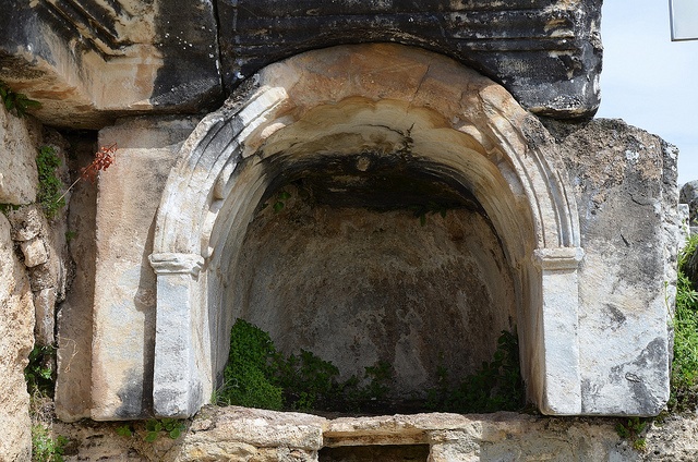 Antická brána do pekel: Proč zabíjí už víc, než dvě tisíciletí?