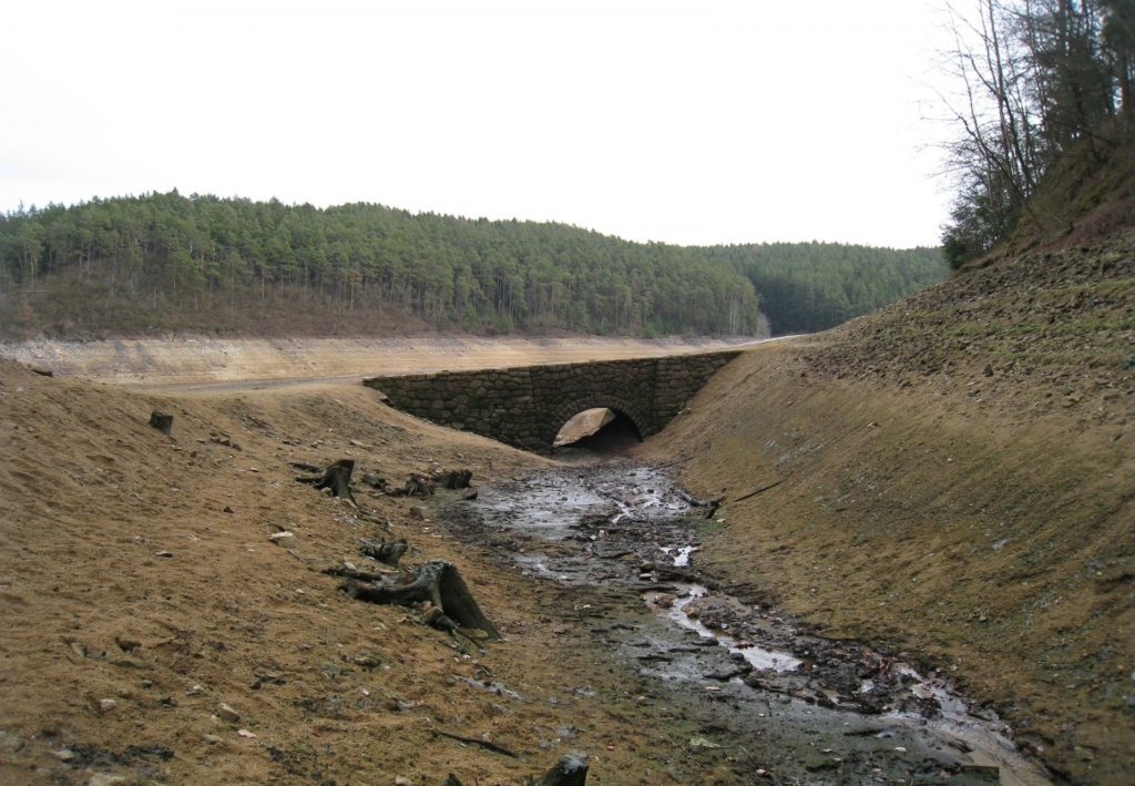 Kamenný most u Temešváru (vedle Podolského mostu)